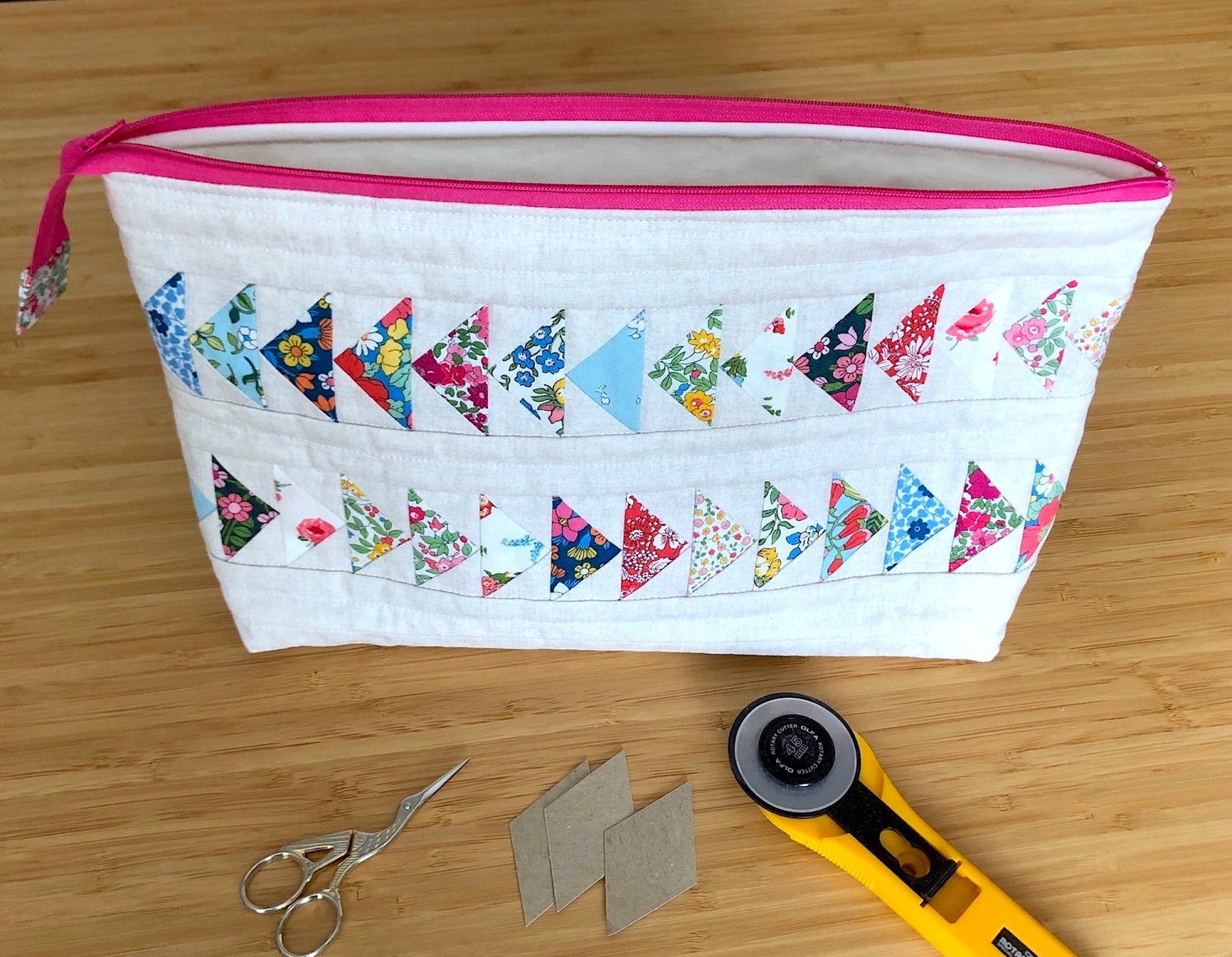 Flying Geese Craft Pouch Pattern by ‘Sewmotion’