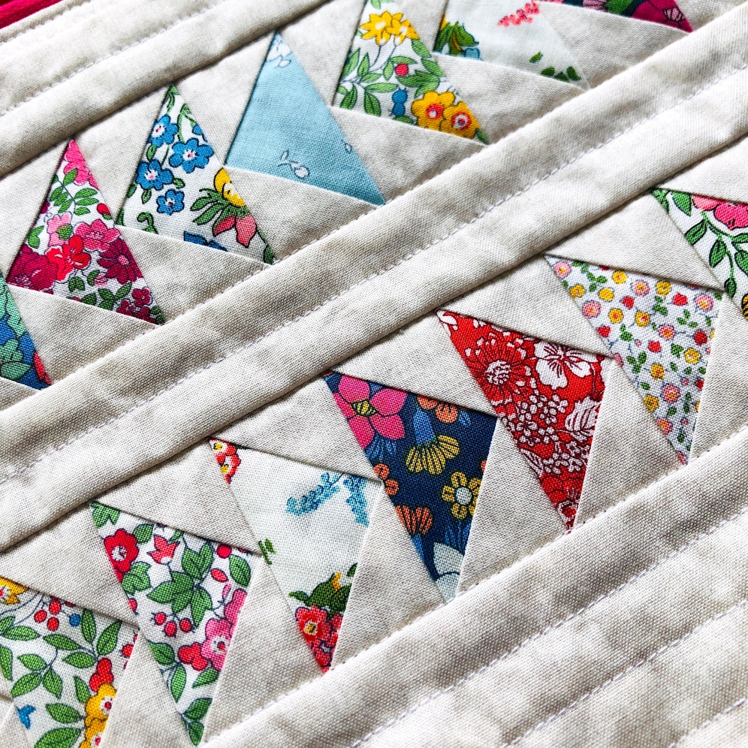 Flying Geese Craft Pouch Pattern by ‘Sewmotion’ - Image 3