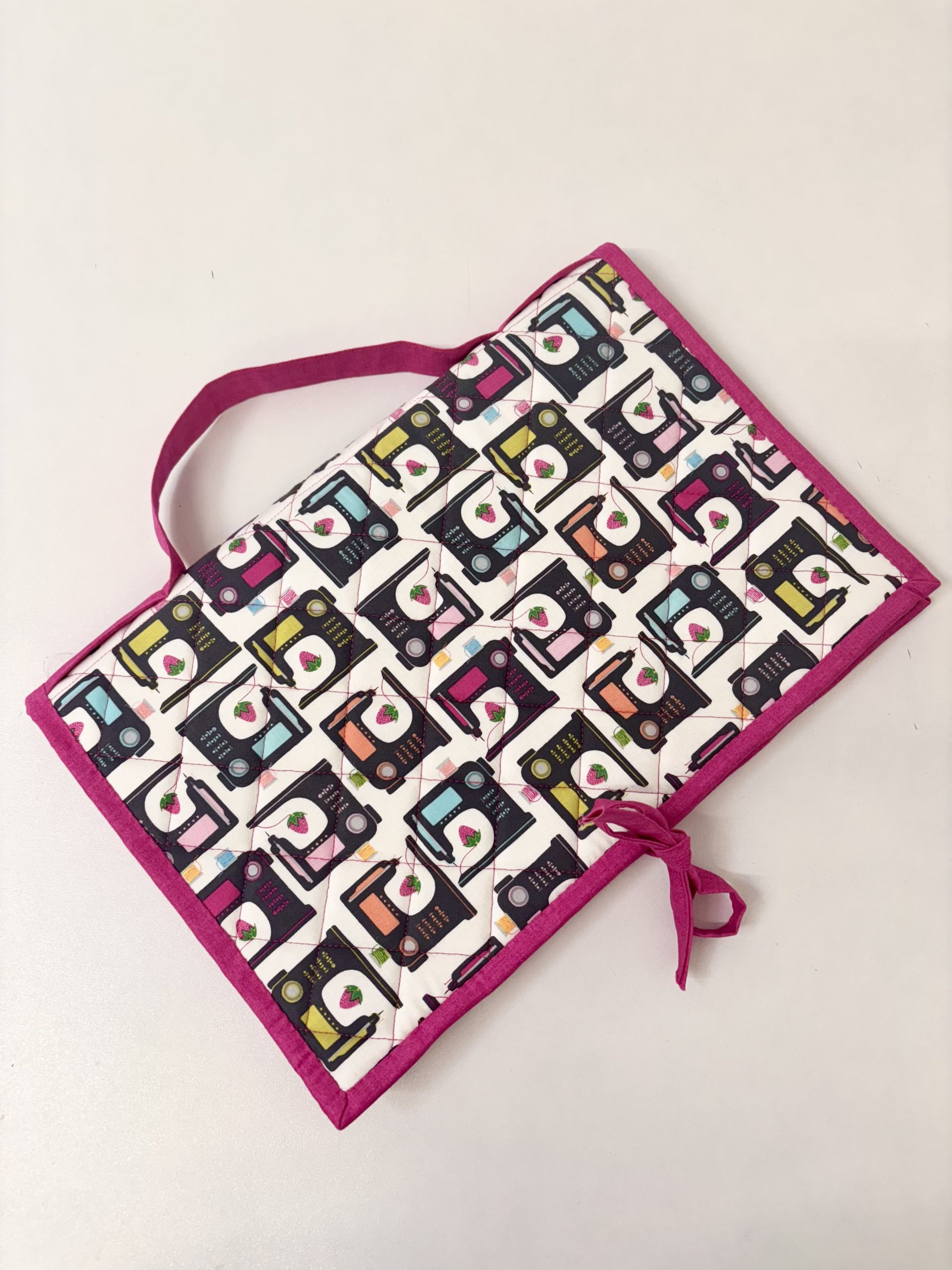 ‘Handmade With Love’ - Sewing Machines - Image 3