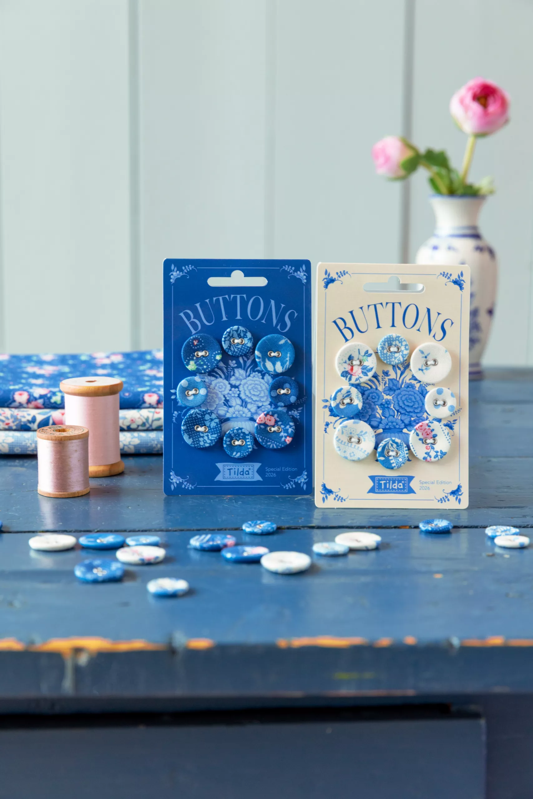Tilda ‘Something Blue’ - Buttons Light (8 Pack) - Image 2